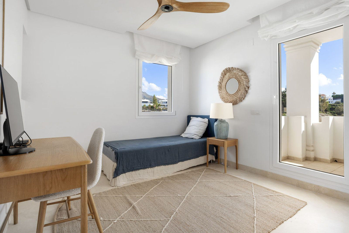 Appartement te koop in Aloha | 3 slaapkamers H5196688