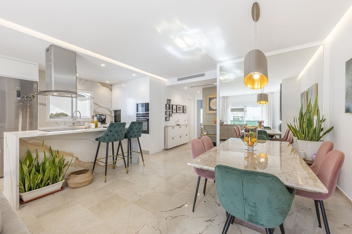 Appartement te koop in Aloha | 2 slaapkamers H5250706