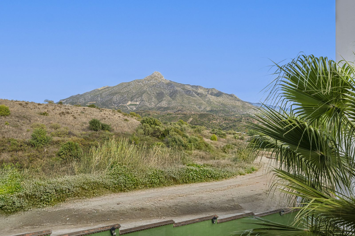 Appartement te koop in Aloha | 2 slaapkamers H5250706