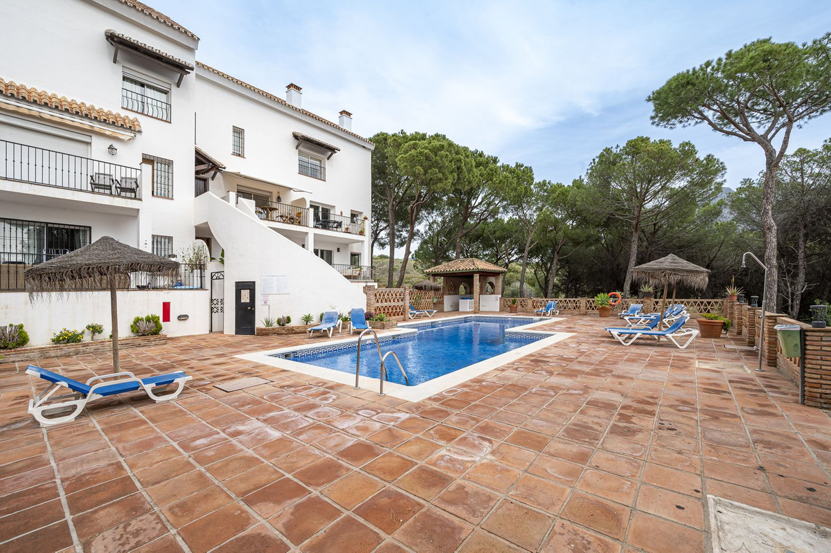 Appartement te koop in Aloha | 2 slaapkamers H5250706