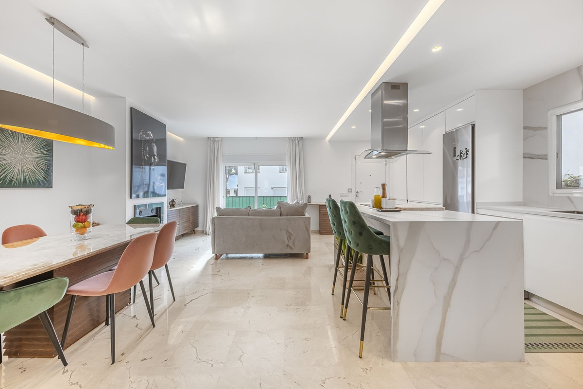 Appartement te koop in Aloha | 2 slaapkamers H5250706