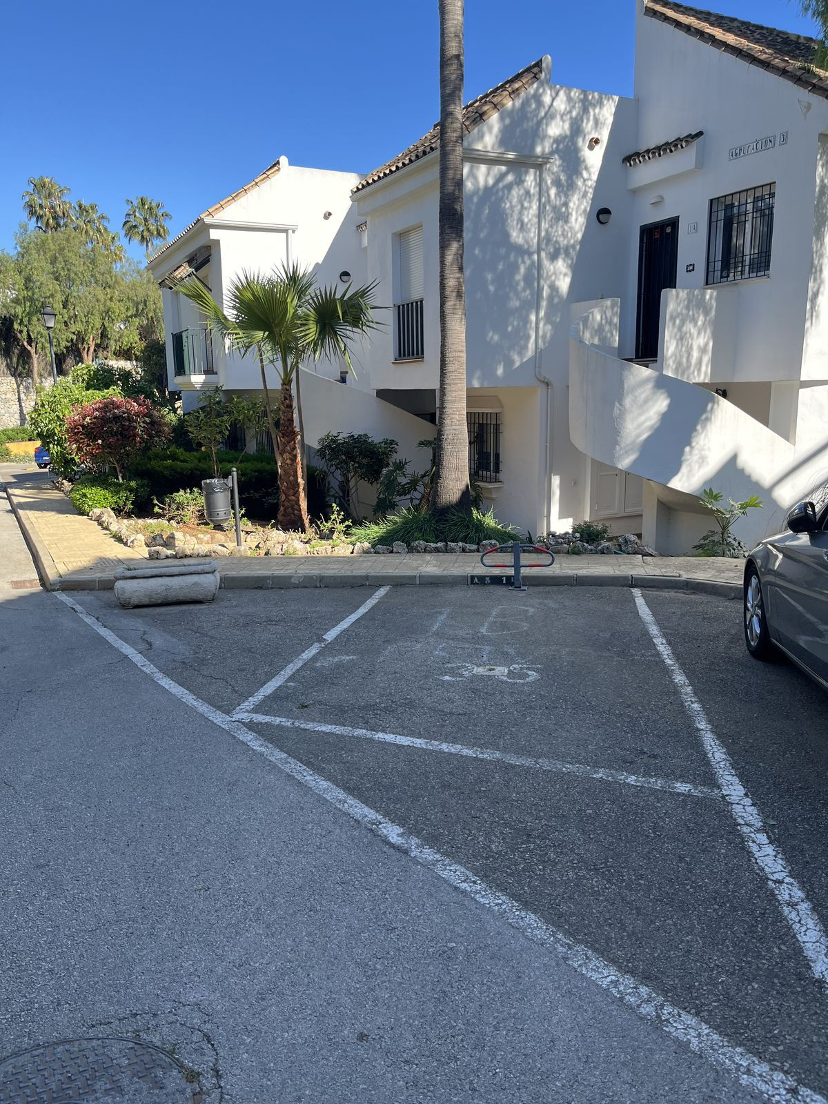 Appartement te koop in Aloha | 2 slaapkamers H5347468