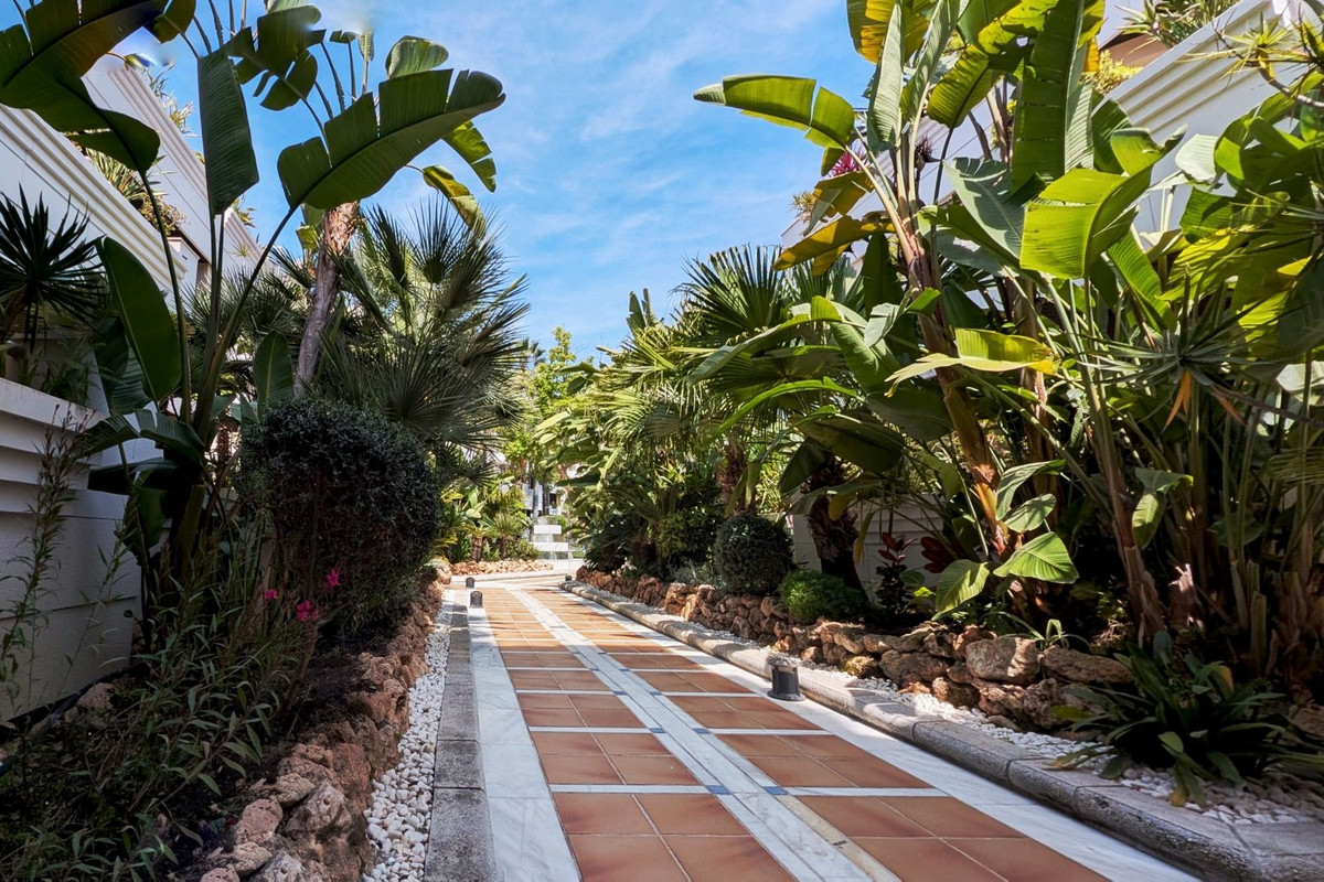 Appartement te koop in Aloha | 2 slaapkamers H5388007