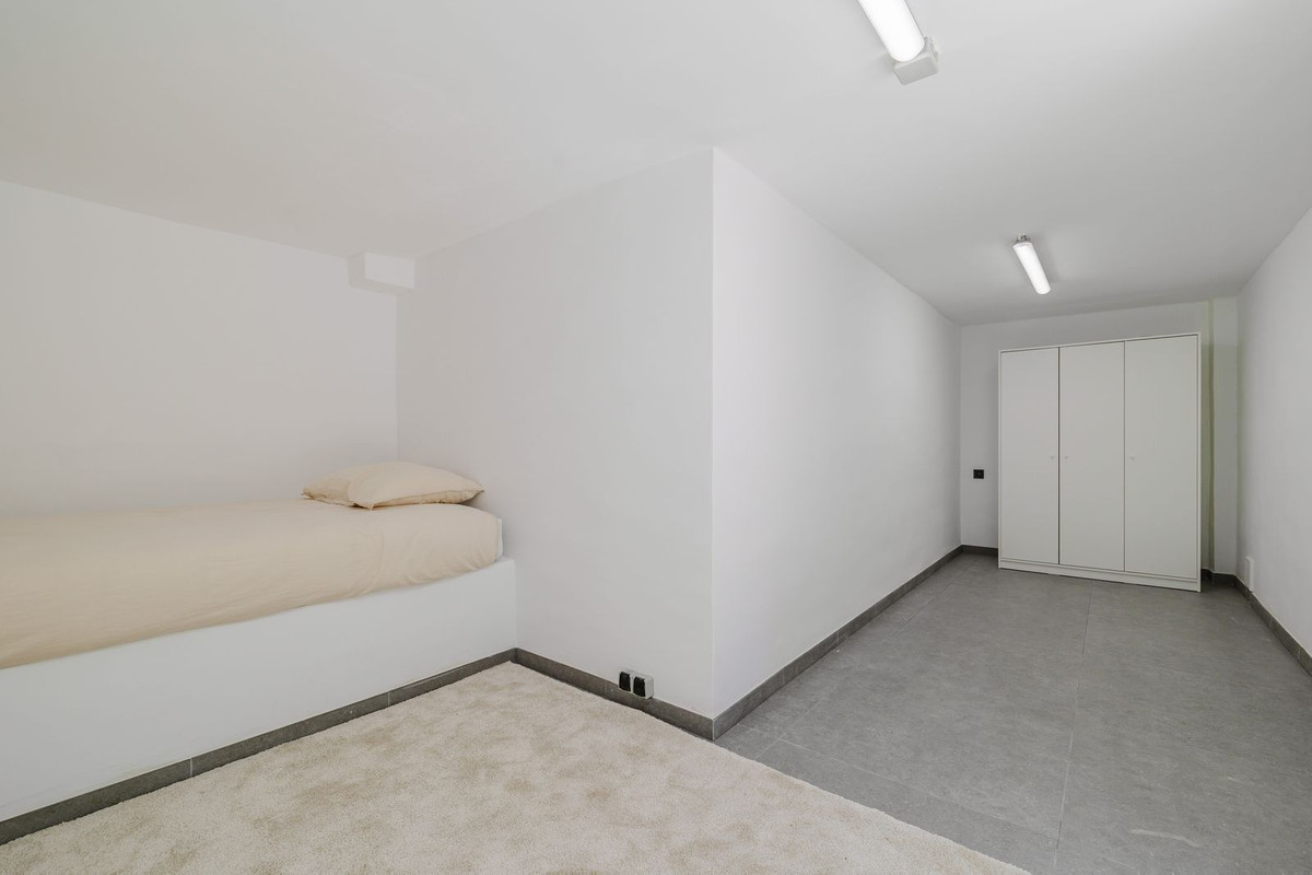 Property main view 32