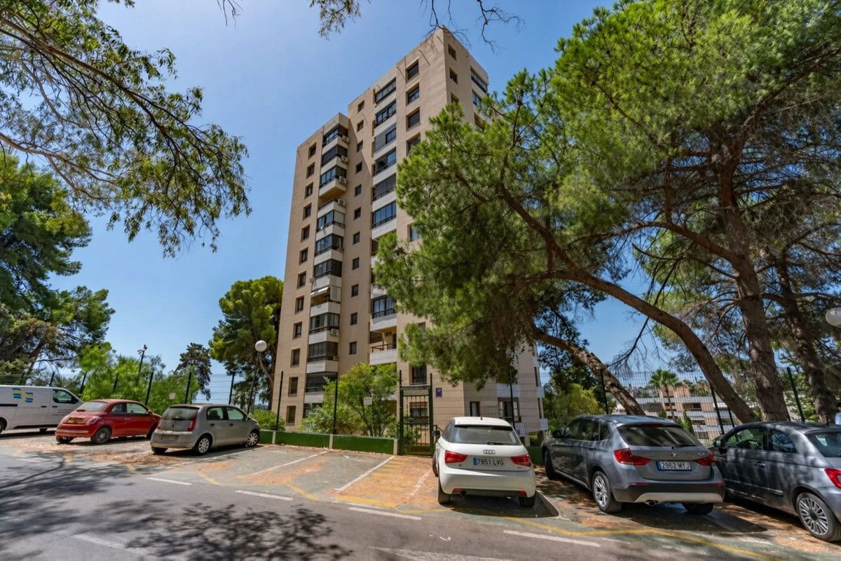Appartement te koop in Aloha | 2 slaapkamers H5464705