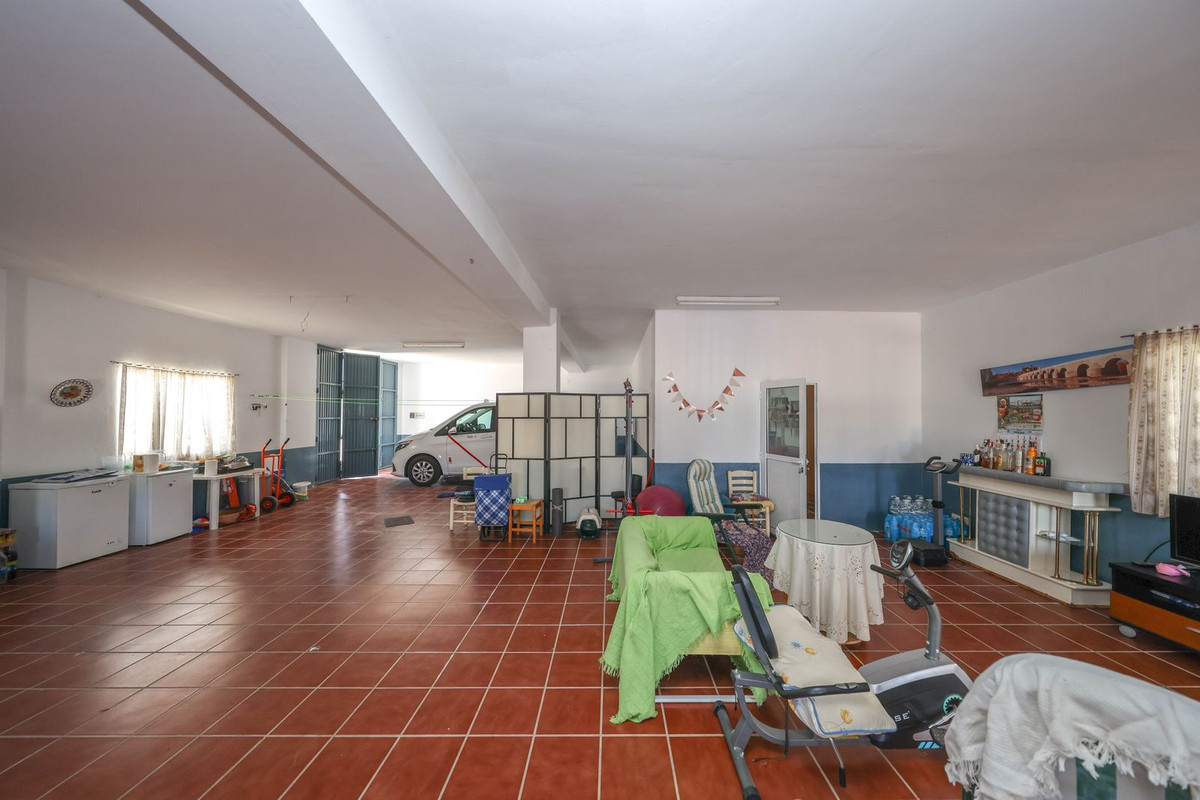 Property main view 33