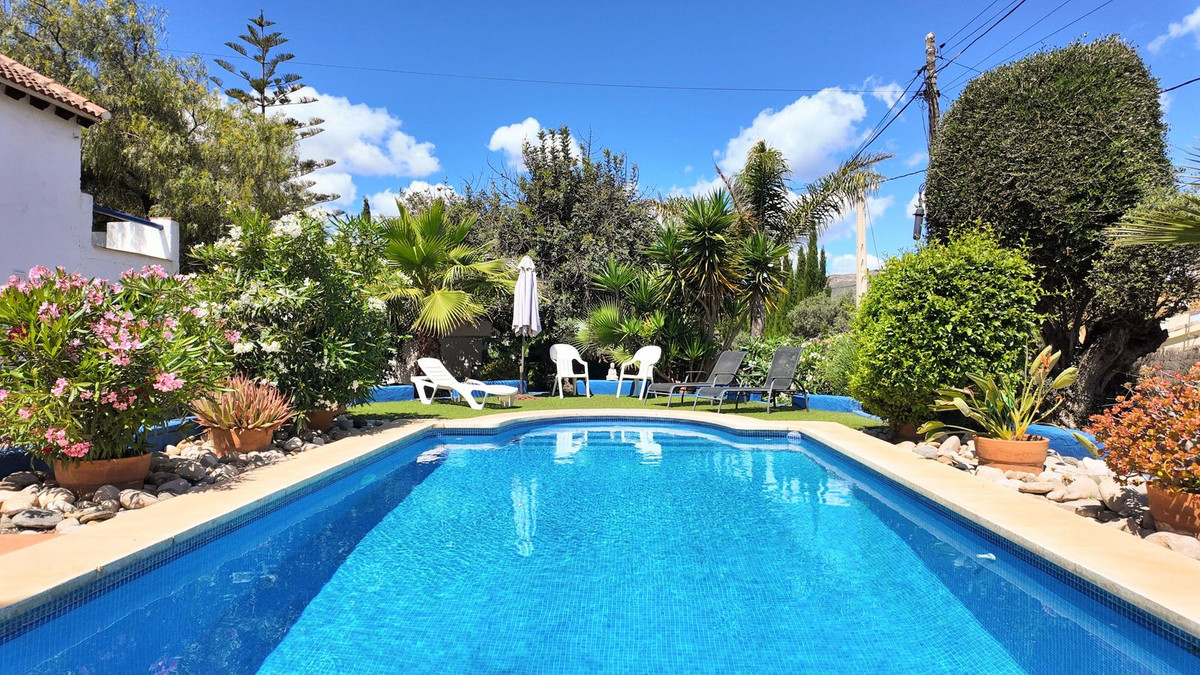 Finca - Cortijo te koop in Alora | 5 slaapkamers H5386708