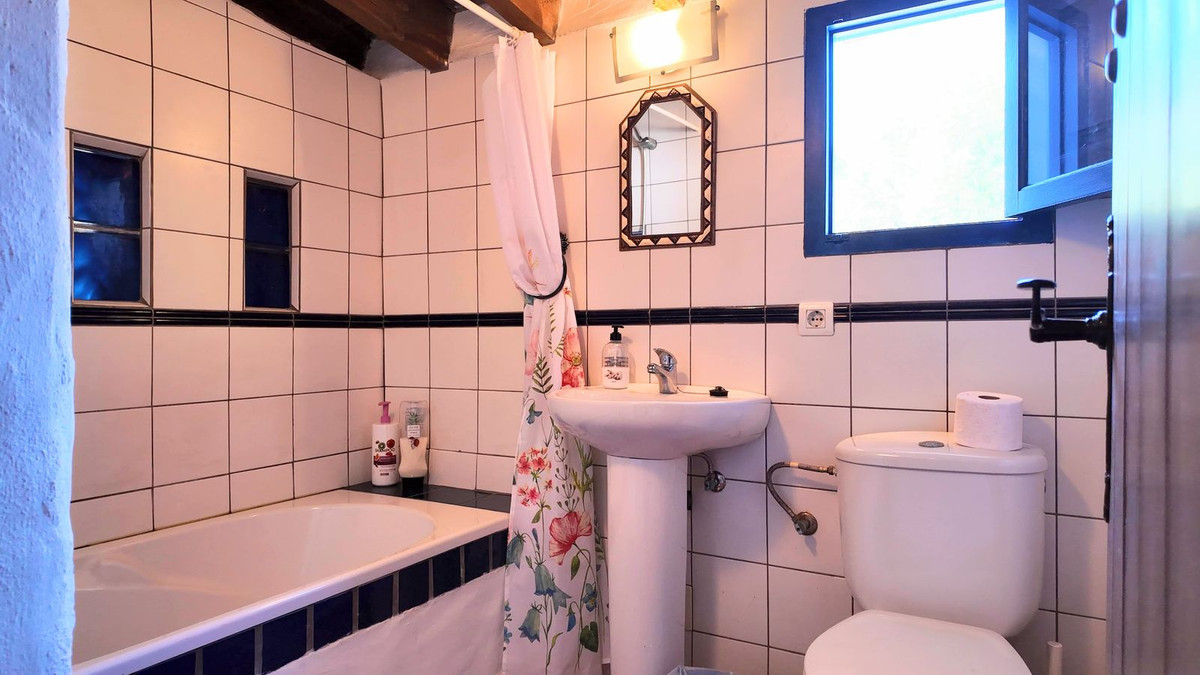 Finca - Cortijo te koop in Alora | 5 slaapkamers H5386708