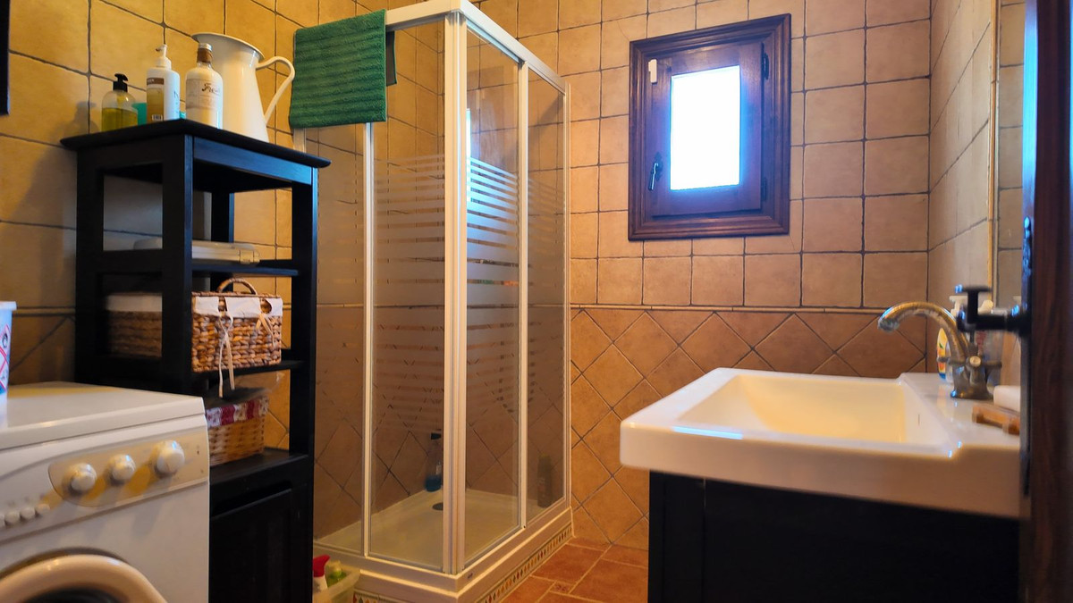 Finca - Cortijo te koop in Alora | 2 slaapkamers H5387839