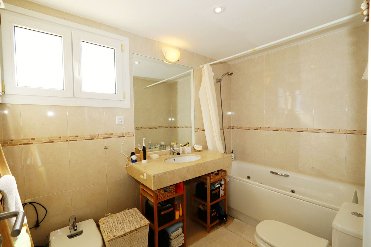 Property main view 40