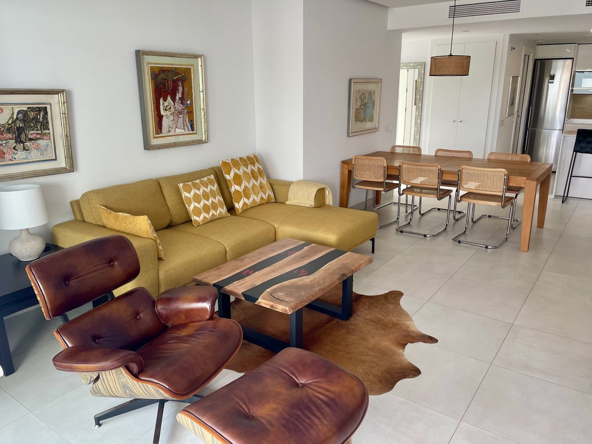 Tussenverdieping Appartement in Altos de los Monteros-1