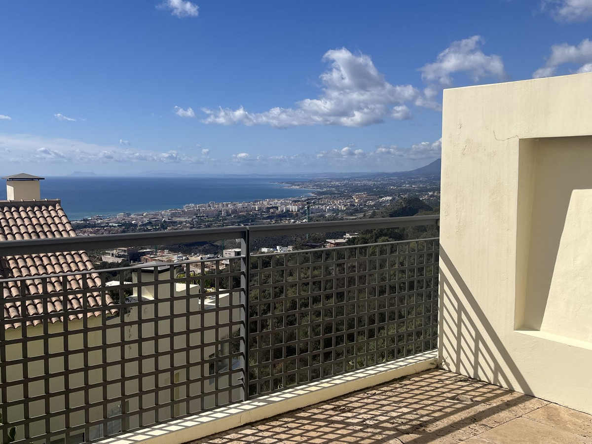 Appartement te koop in Altos de los Monteros | 2 slaapkamers H4967812