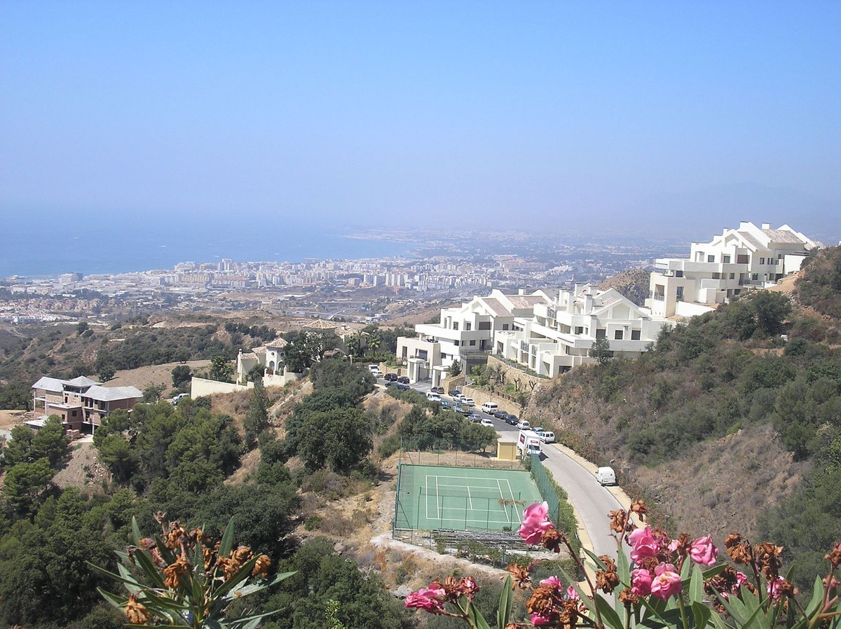 Appartement te koop in Altos de los Monteros | 2 slaapkamers H4967812