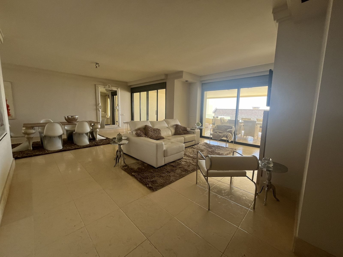 Appartement te koop in Altos de los Monteros | 2 slaapkamers H4967812