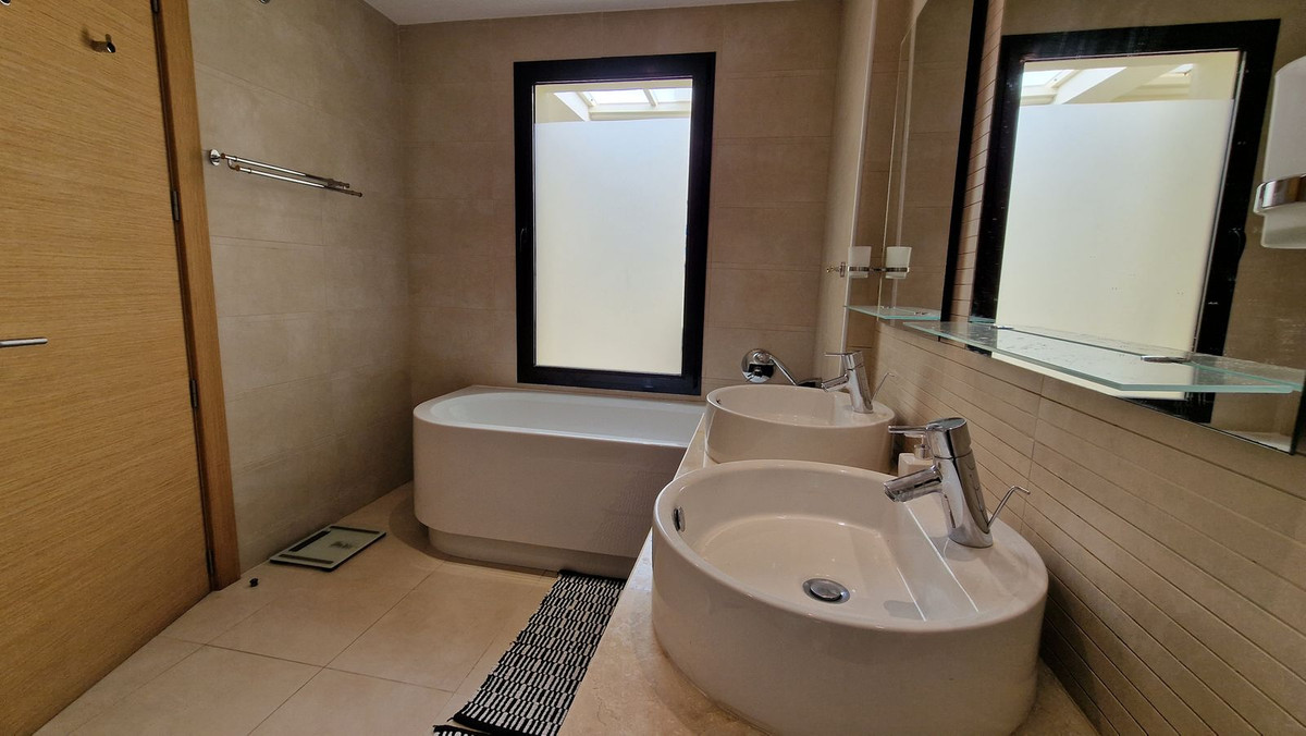 Tussenverdieping Appartement in Altos de los Monteros-23