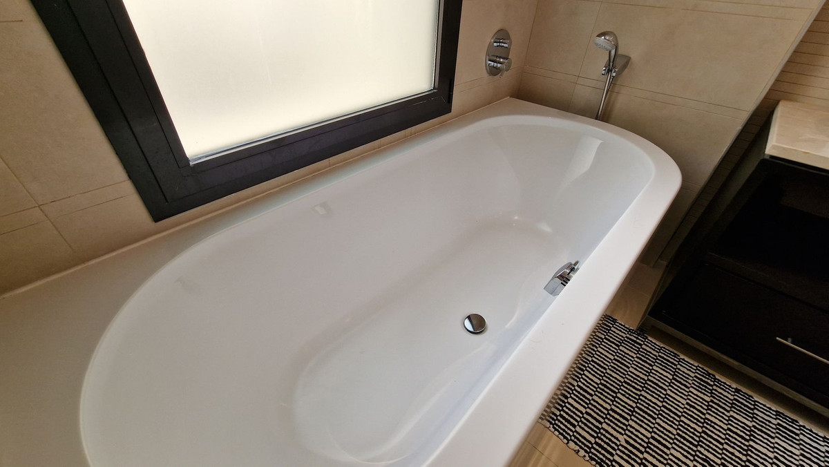 Tussenverdieping Appartement in Altos de los Monteros-24