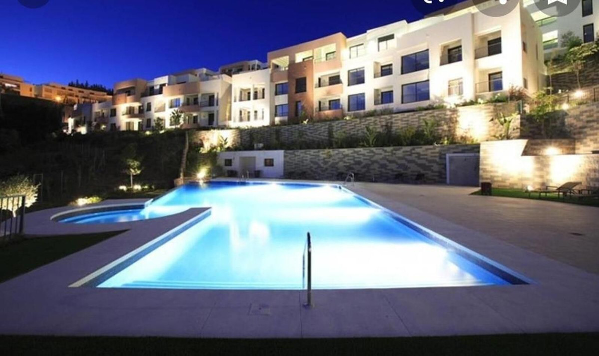 Tussenverdieping Appartement in Altos de los Monteros-3