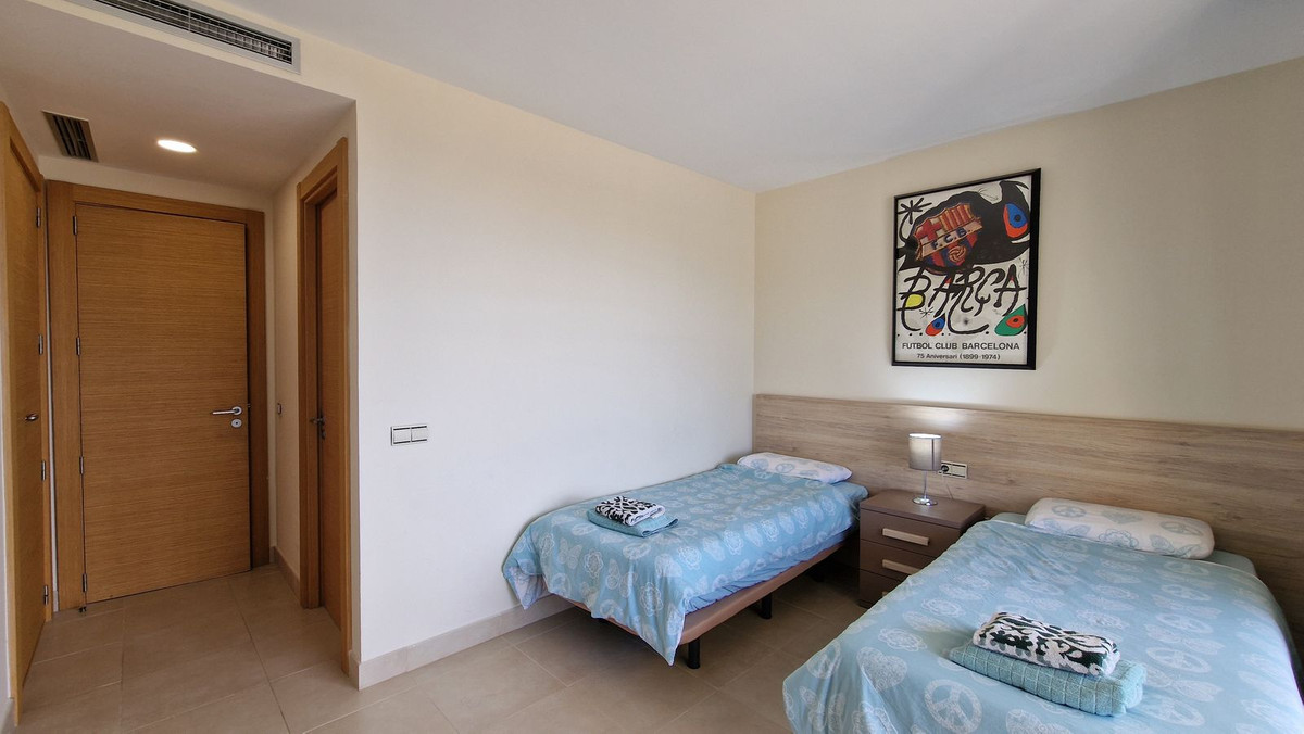 Tussenverdieping Appartement in Altos de los Monteros-33