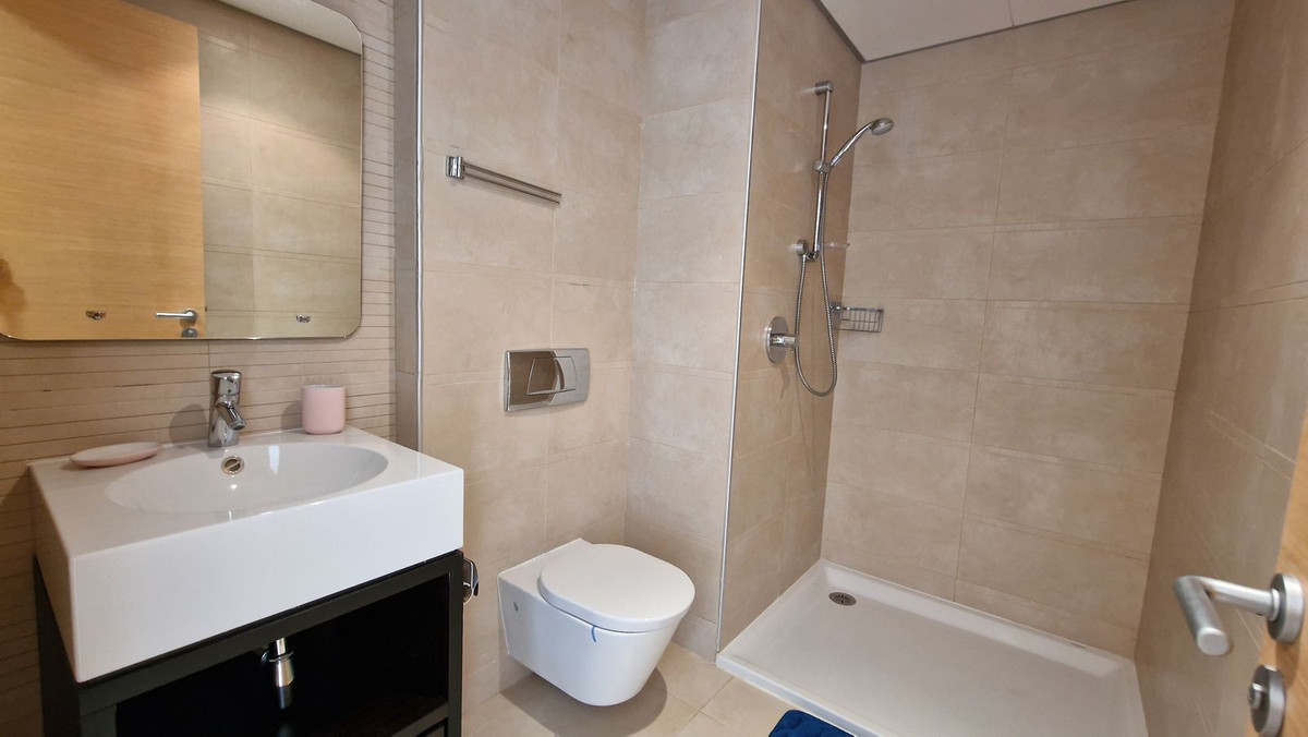 Tussenverdieping Appartement in Altos de los Monteros-35