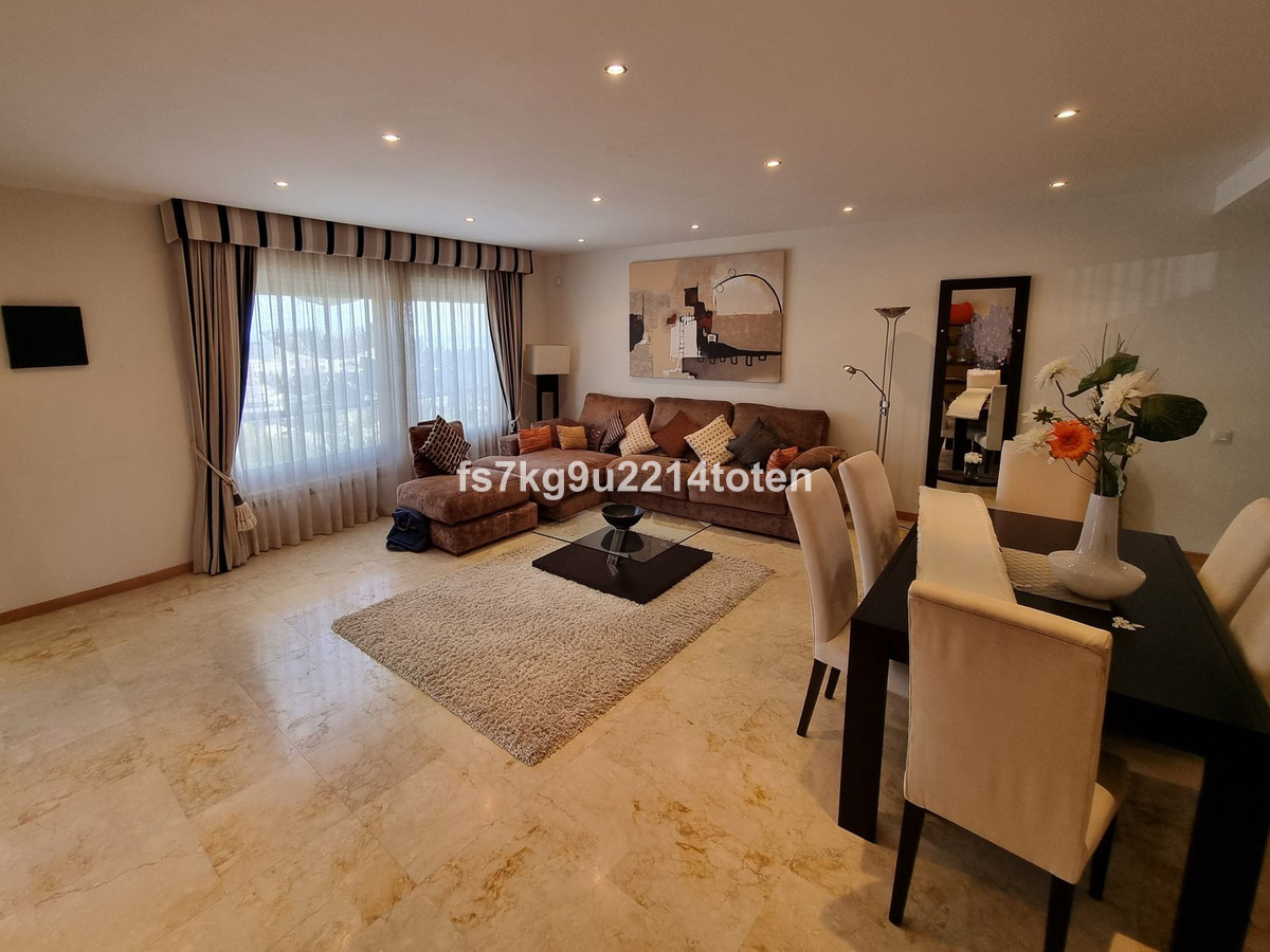 Begane grond appartement in Altos de los Monteros-11