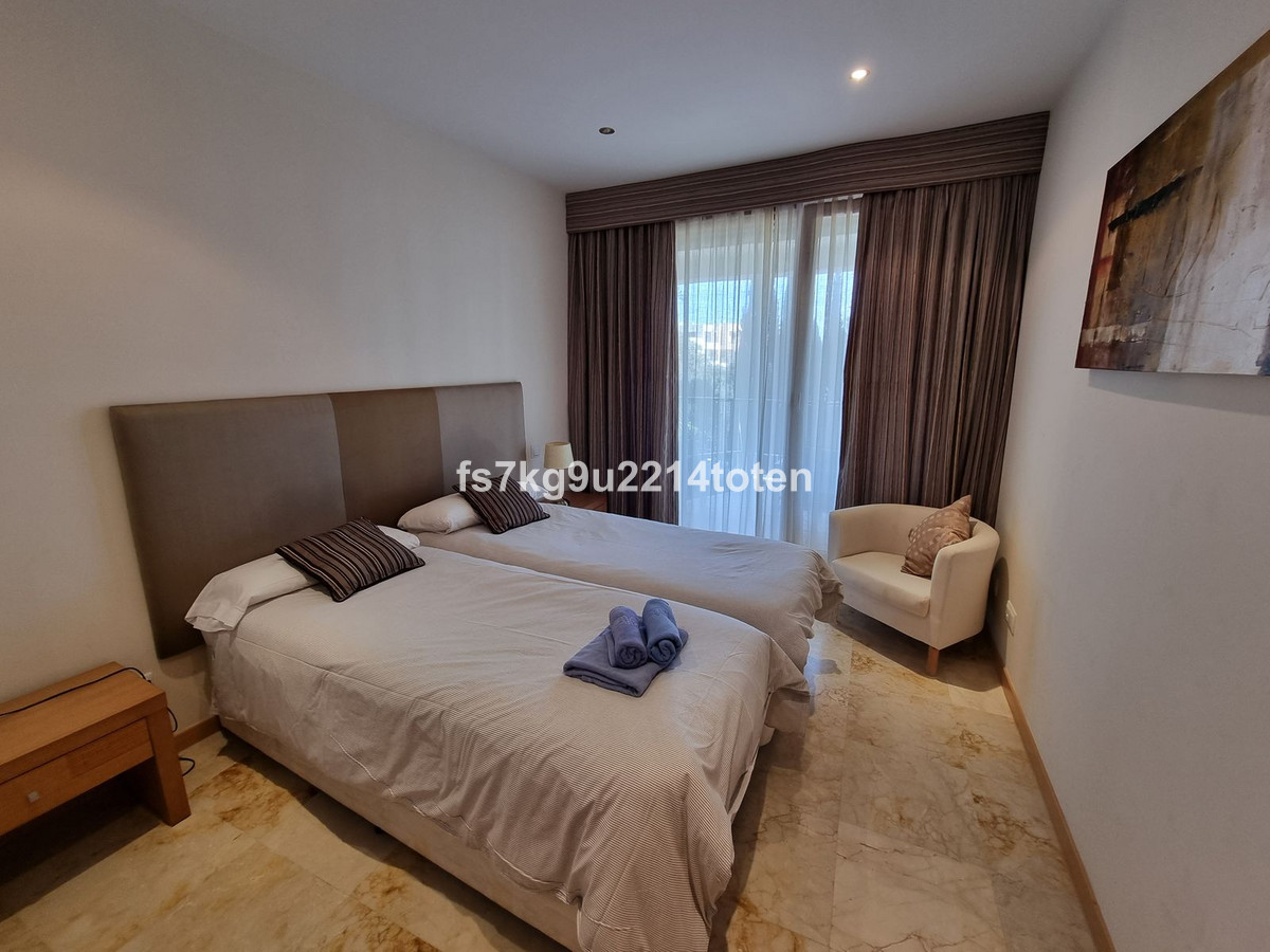 Begane grond appartement in Altos de los Monteros-20