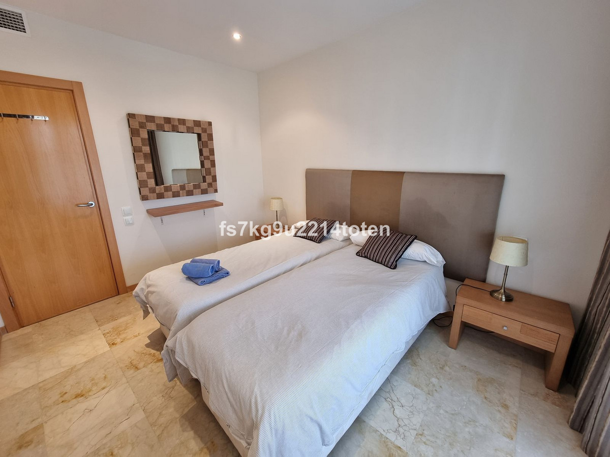 Begane grond appartement in Altos de los Monteros-21