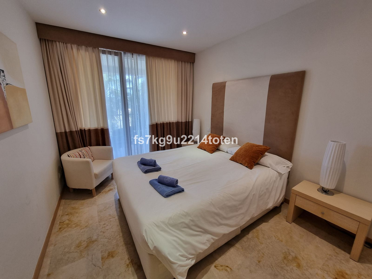 Begane grond appartement in Altos de los Monteros-22