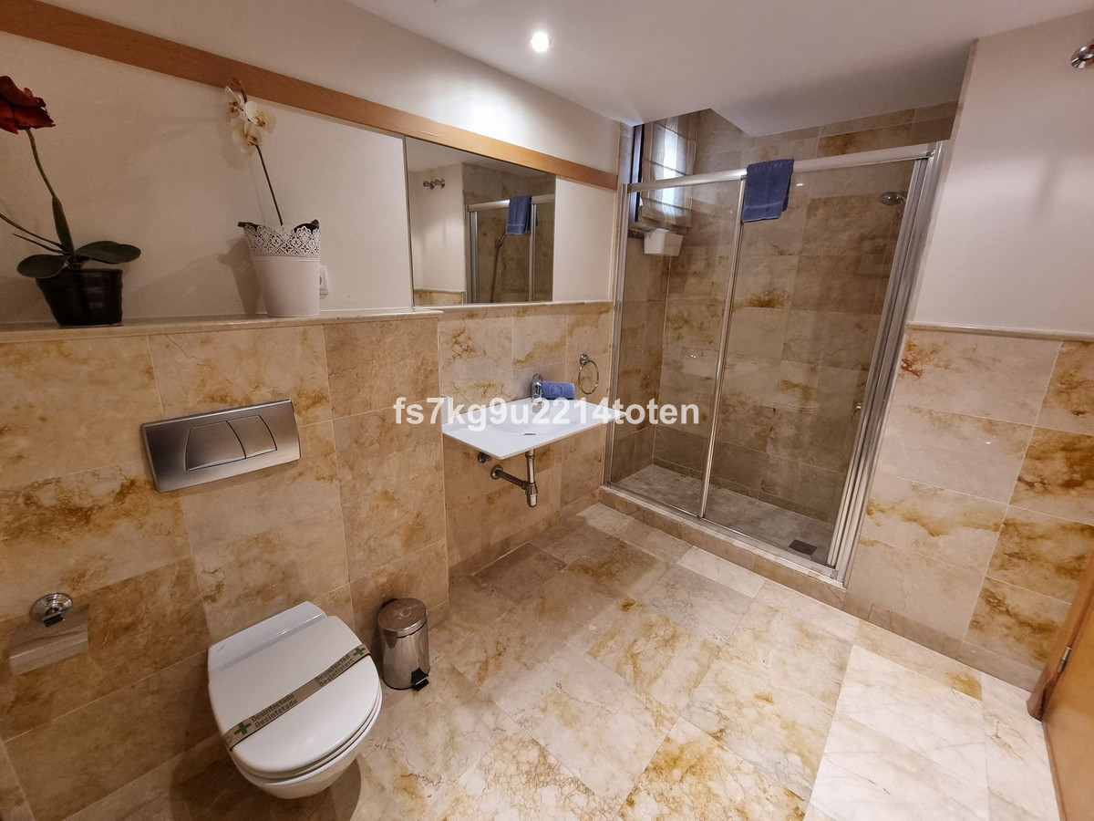 Begane grond appartement in Altos de los Monteros-24