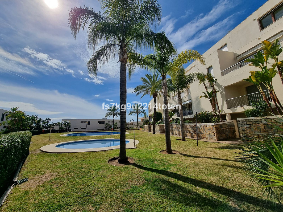 Begane grond appartement in Altos de los Monteros-28