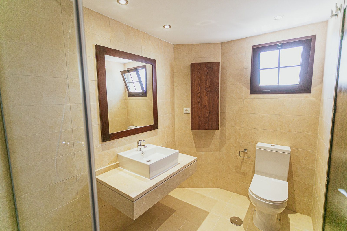 Penthouse Duplex in Altos de los Monteros-20