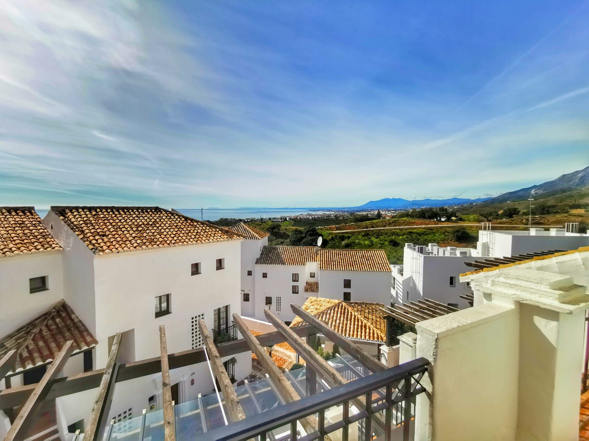 Penthouse Duplex in Altos de los Monteros-3
