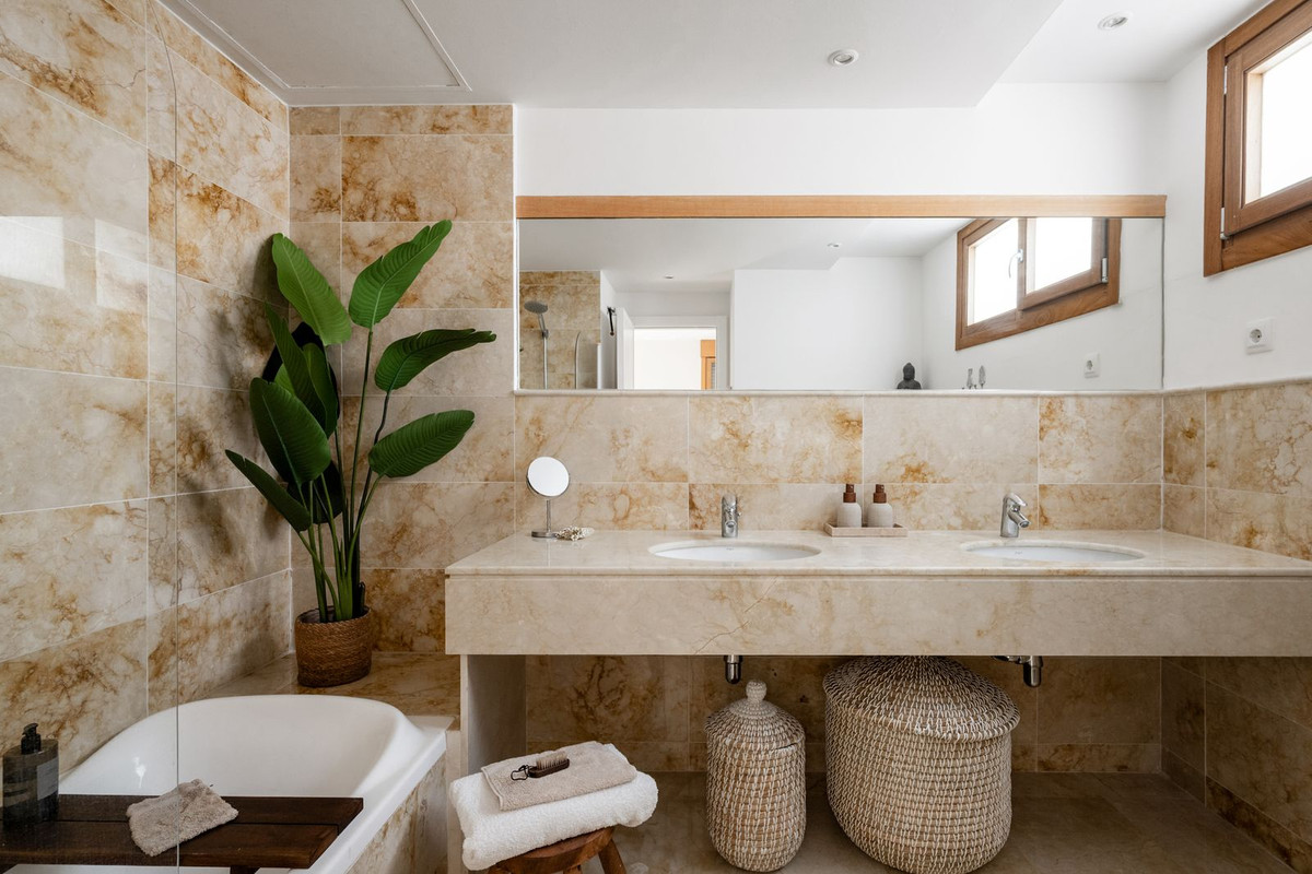 Appartement te koop in Altos de los Monteros | 3 slaapkamers H5233783