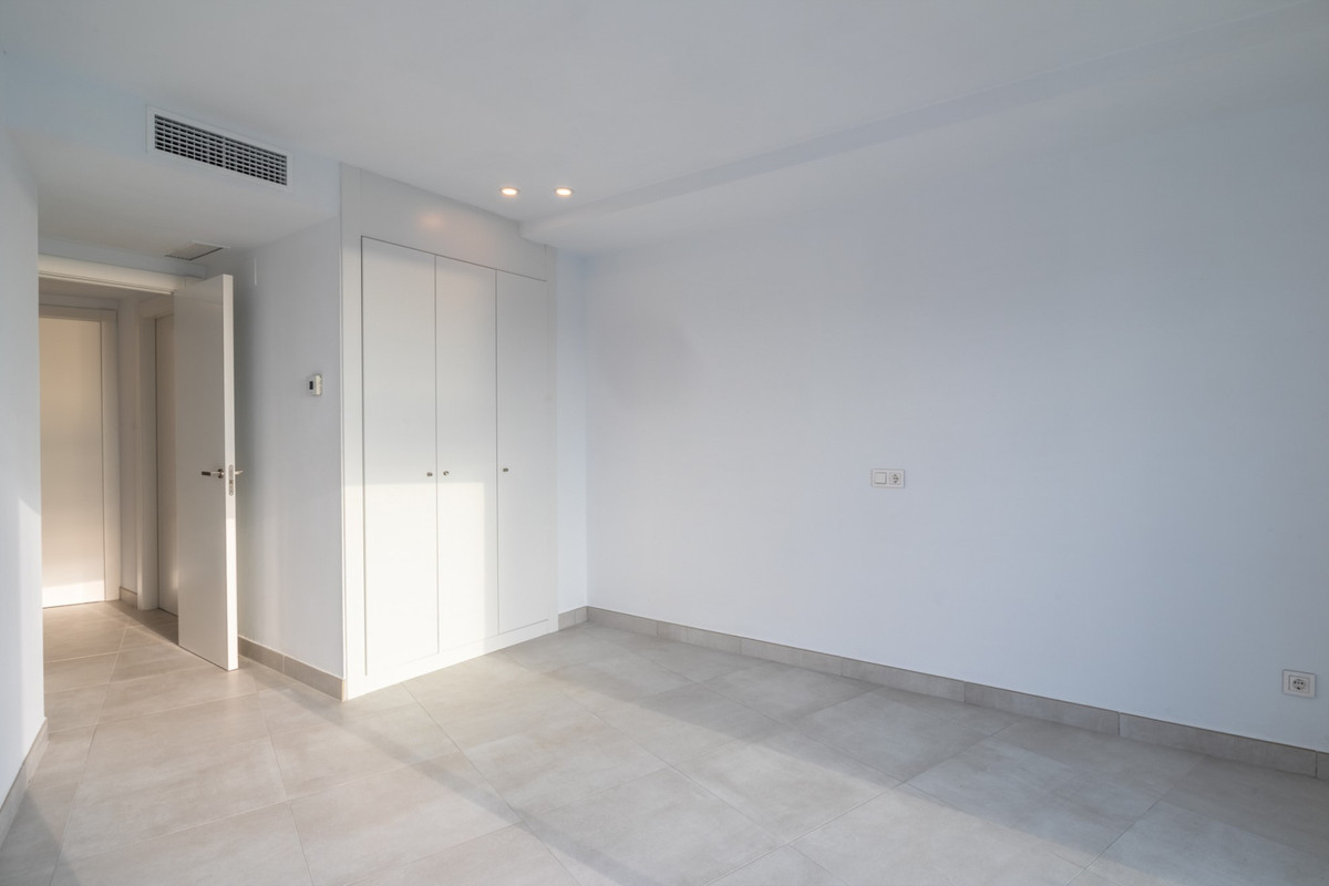 Appartement te koop in Altos de los Monteros | 4 slaapkamers H5287147