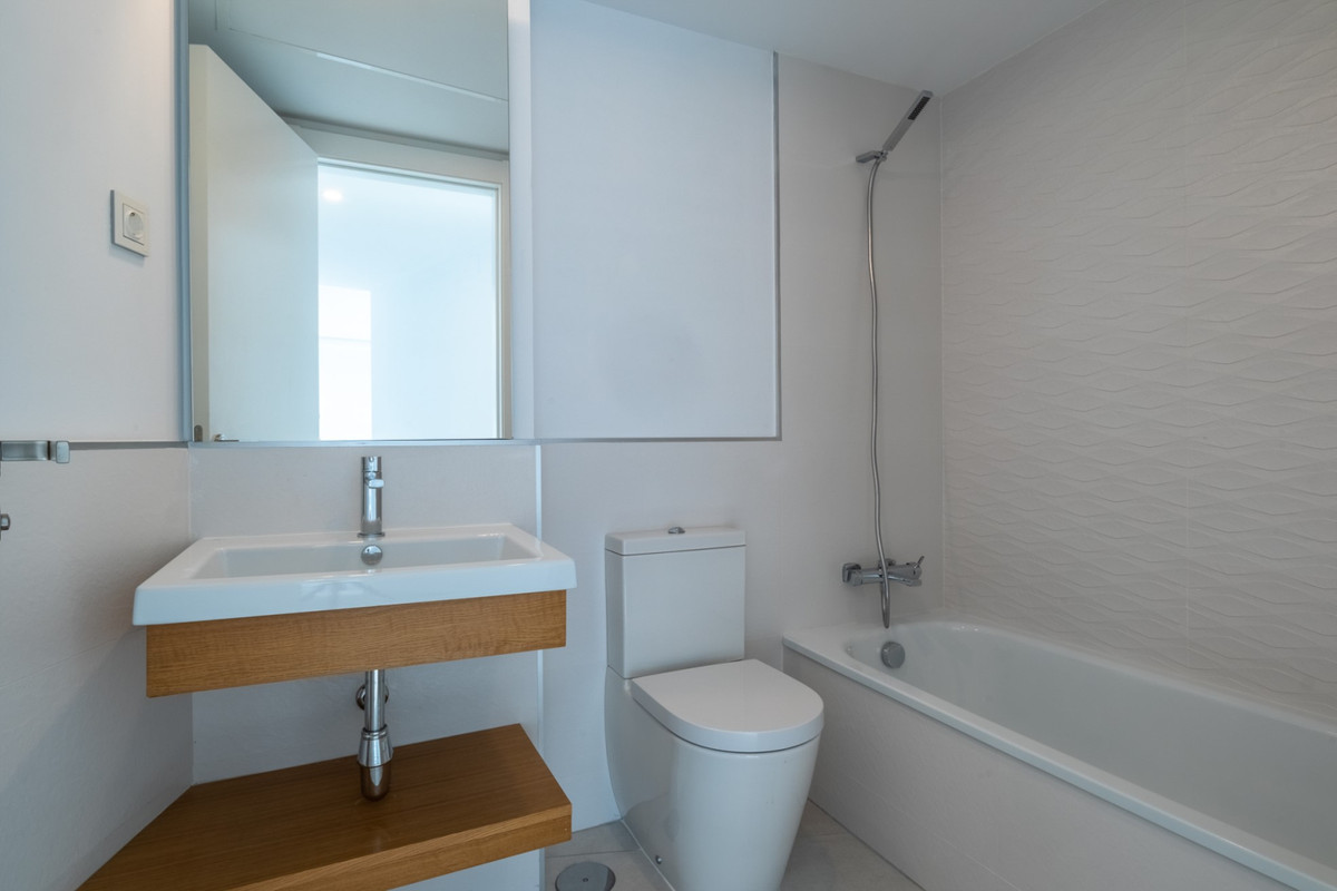 Appartement te koop in Altos de los Monteros | 4 slaapkamers H5287147