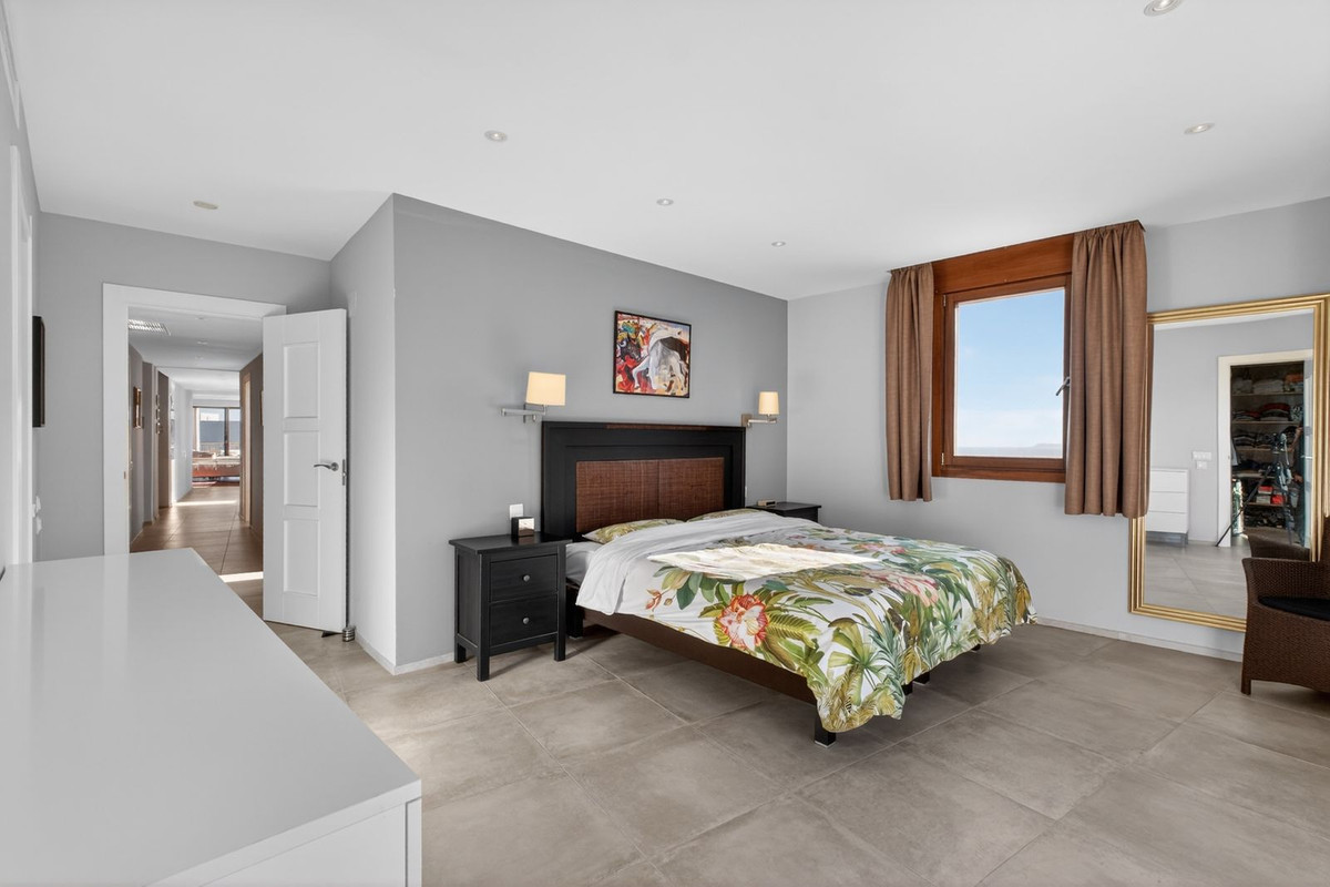 Property main view 14