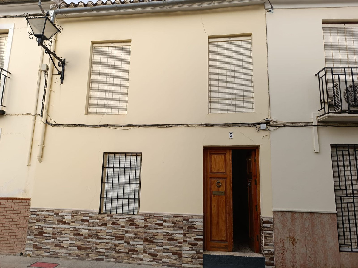Townhouse te koop in Archidona | 4 slaapkamers H5050291