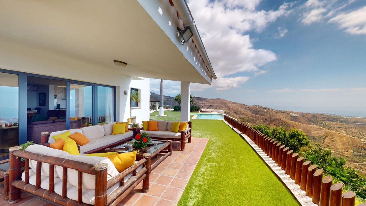 Property main view 12