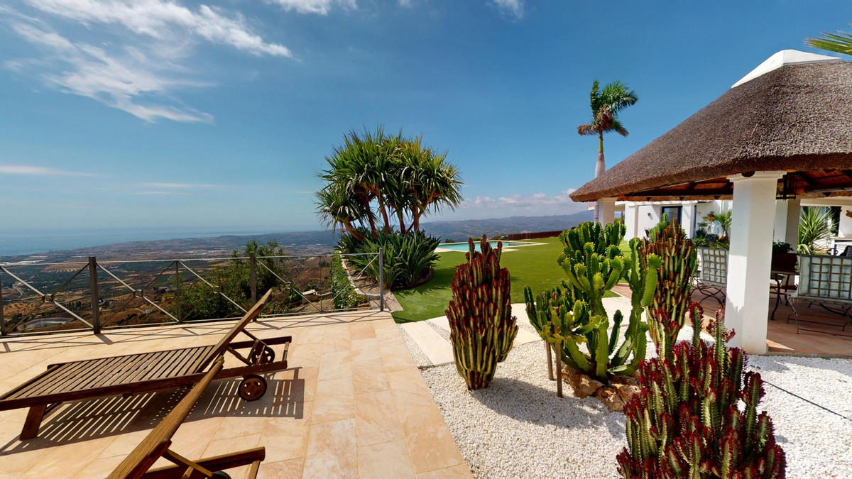 Property main view 50