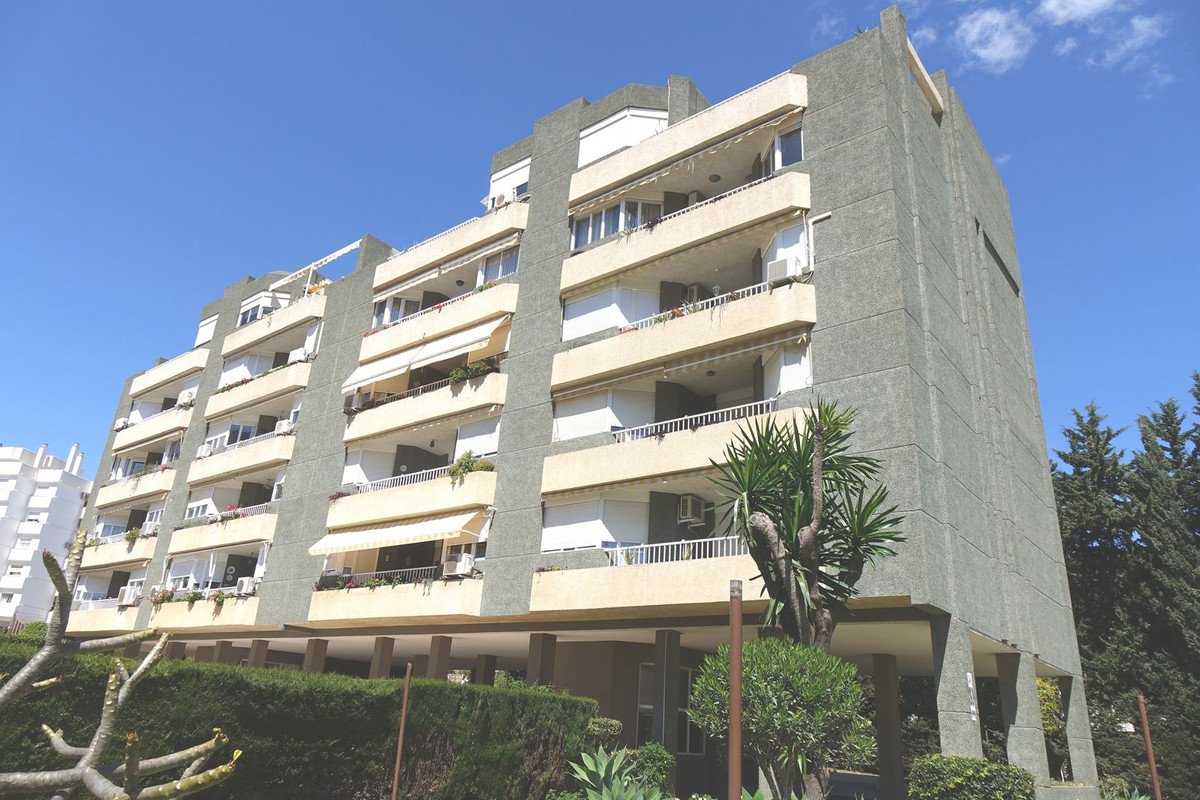 Penthouse in Arroyo de la Miel-1