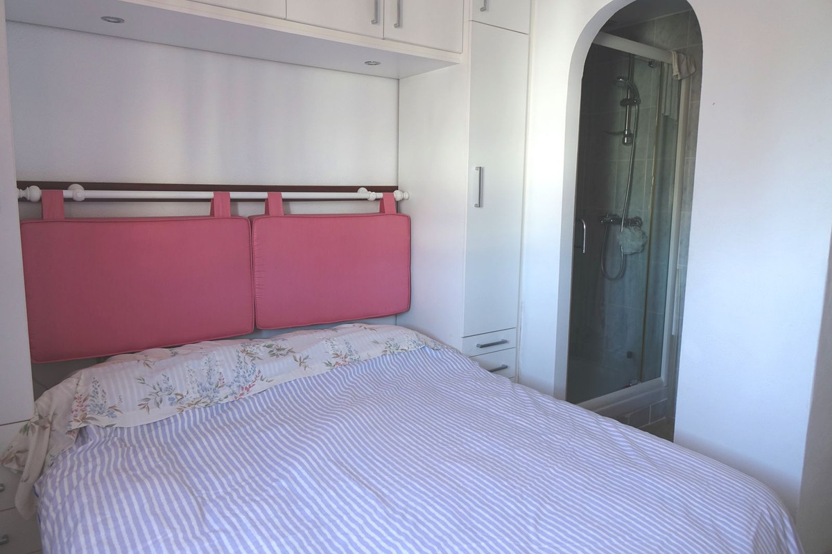 Penthouse in Arroyo de la Miel-12