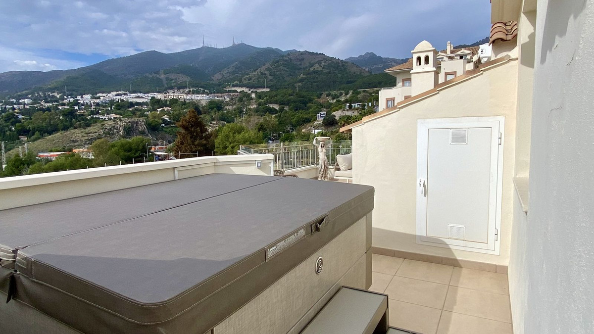 Penthouse in Arroyo de la Miel-33