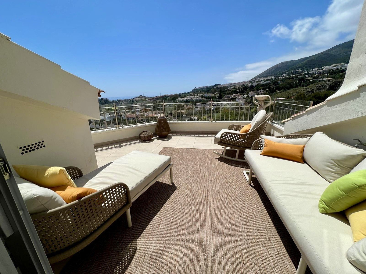 Penthouse in Arroyo de la Miel-4