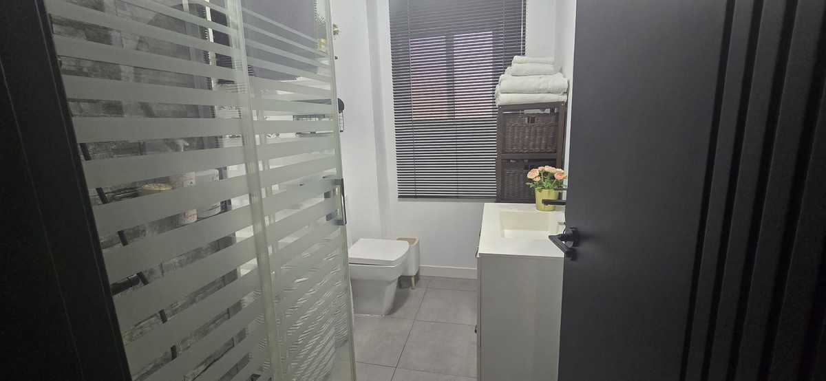 Tussenverdieping Appartement in Arroyo de la Miel-12
