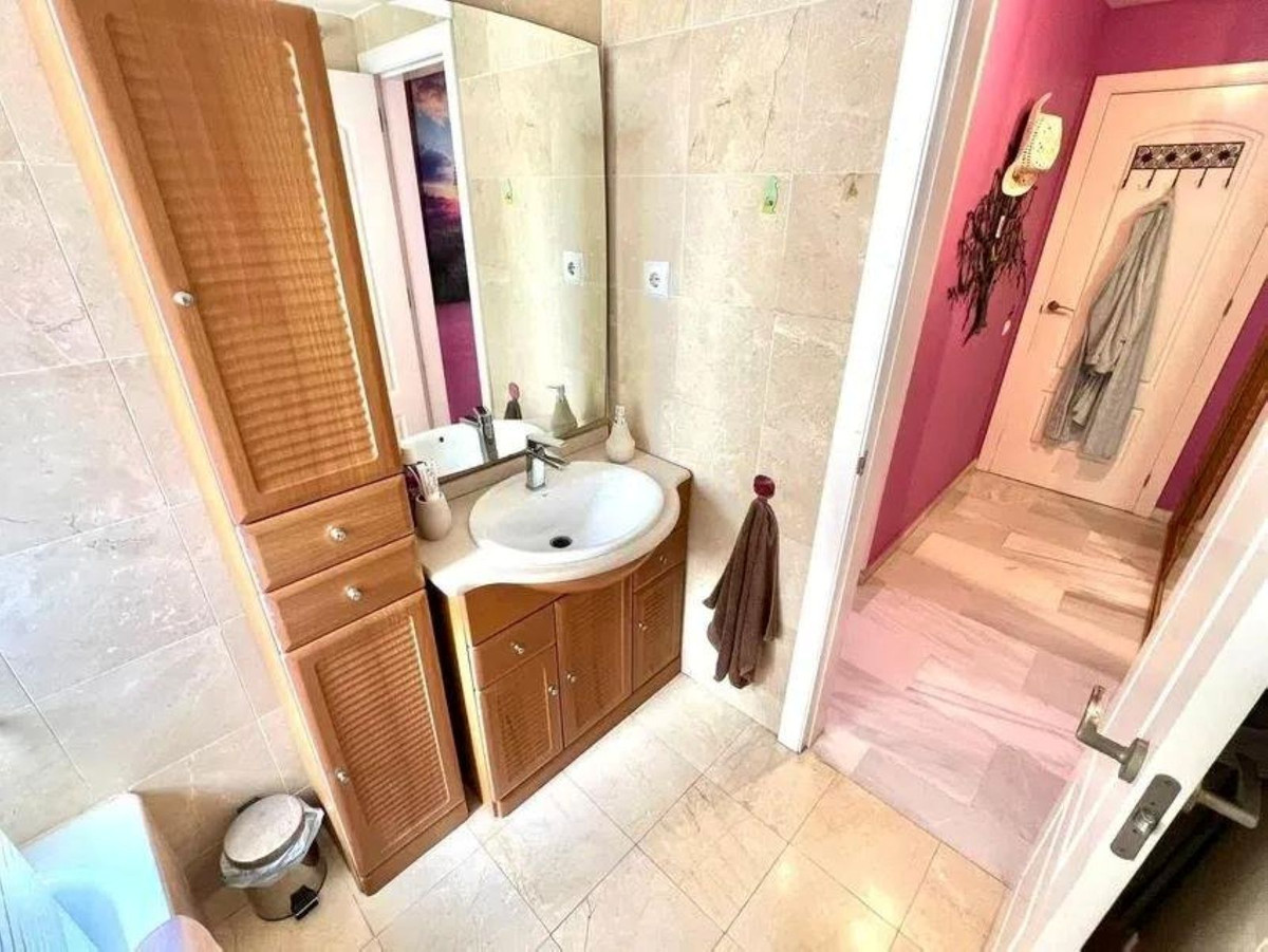 Tussenverdieping Appartement in Arroyo de la Miel-19