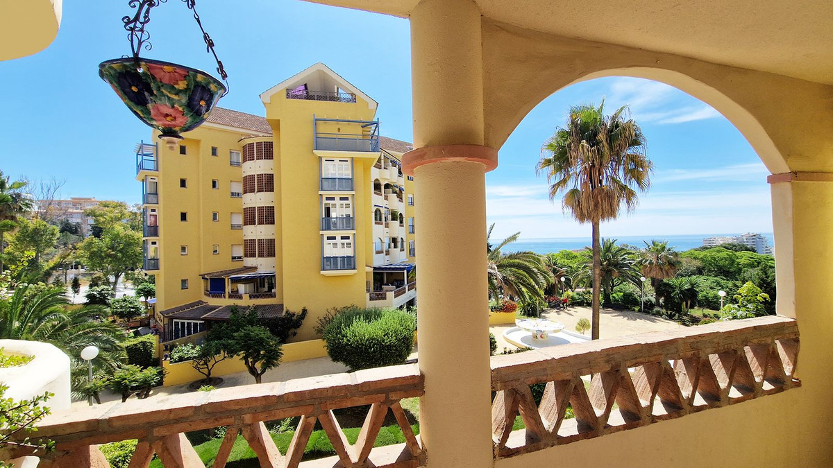 Appartement te koop in Arroyo de la Miel | 3 slaapkamers H5047081