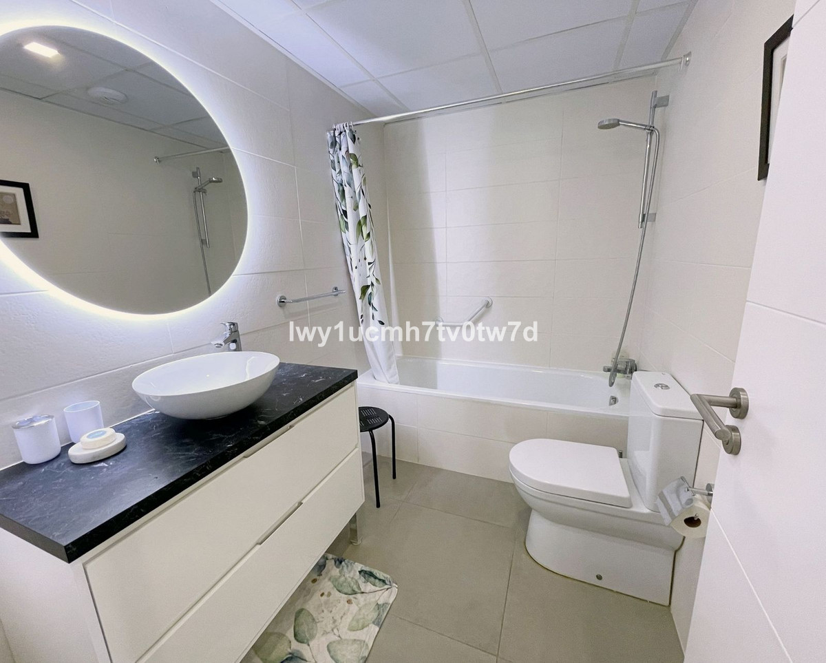 Appartement te koop in Arroyo de la Miel | 3 slaapkamers H5401177