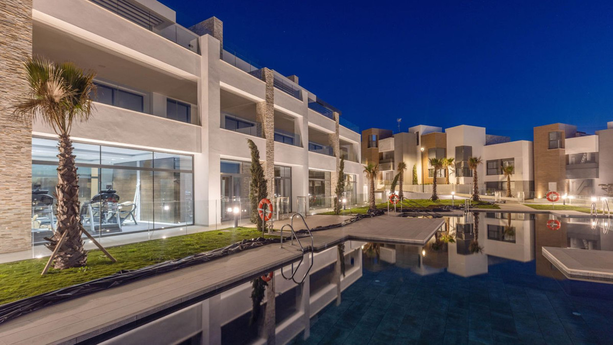 Duplex te koop in Artola | 2 slaapkamers H4627222