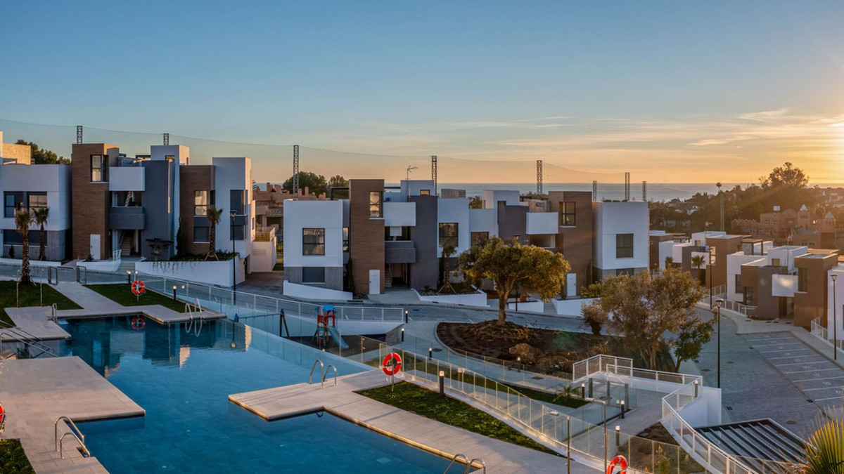 Duplex te koop in Artola | 2 slaapkamers H4627222