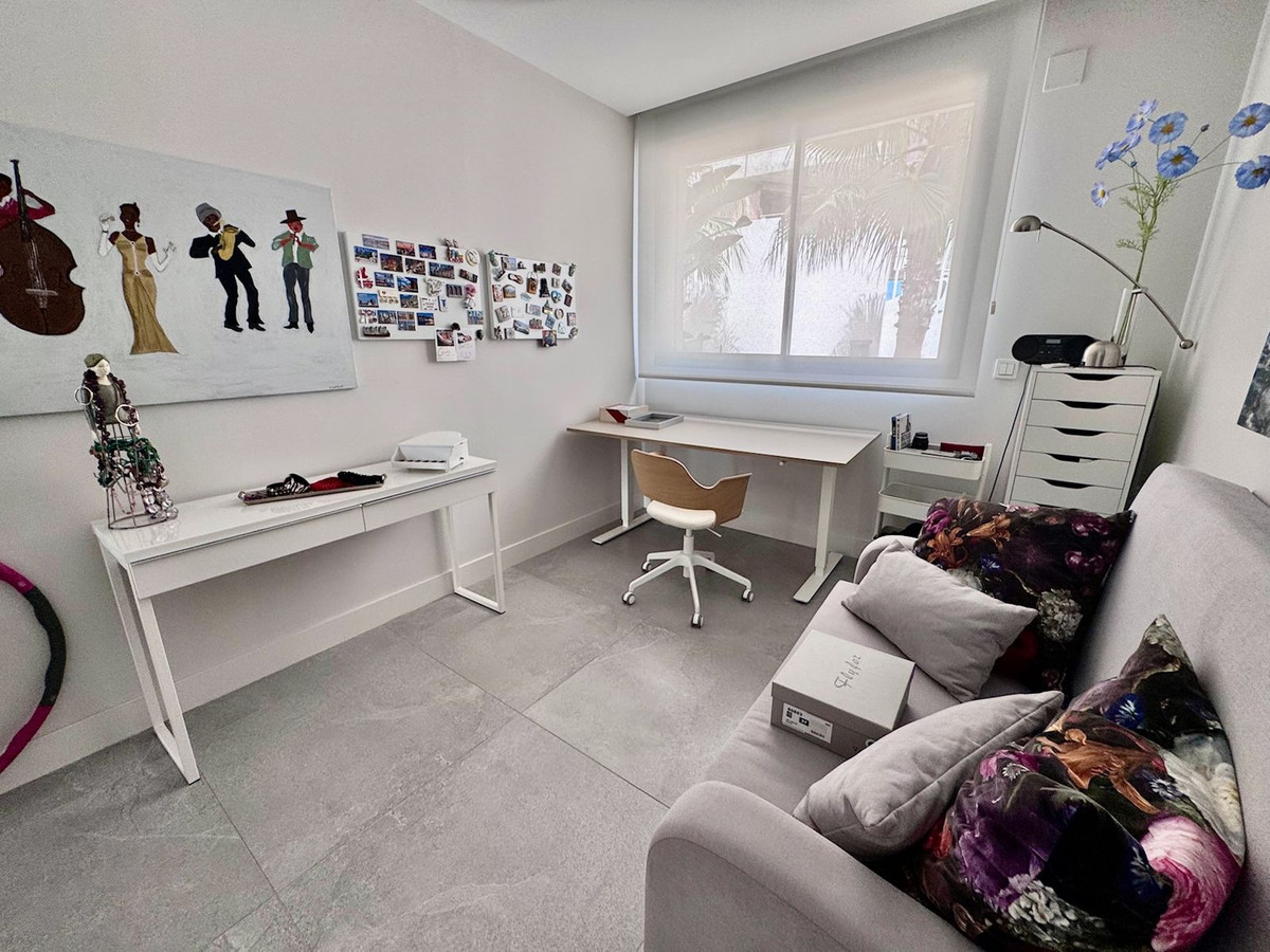Appartement te koop in Cabopino | 3 slaapkamers H5130787