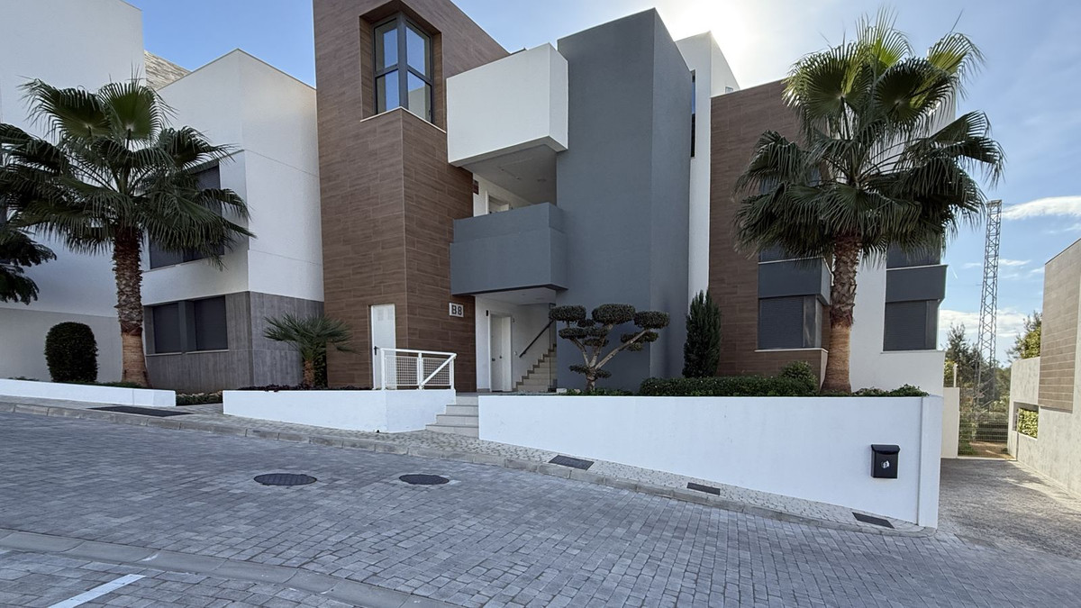 Appartement te koop in Artola | 3 slaapkamers H5229706